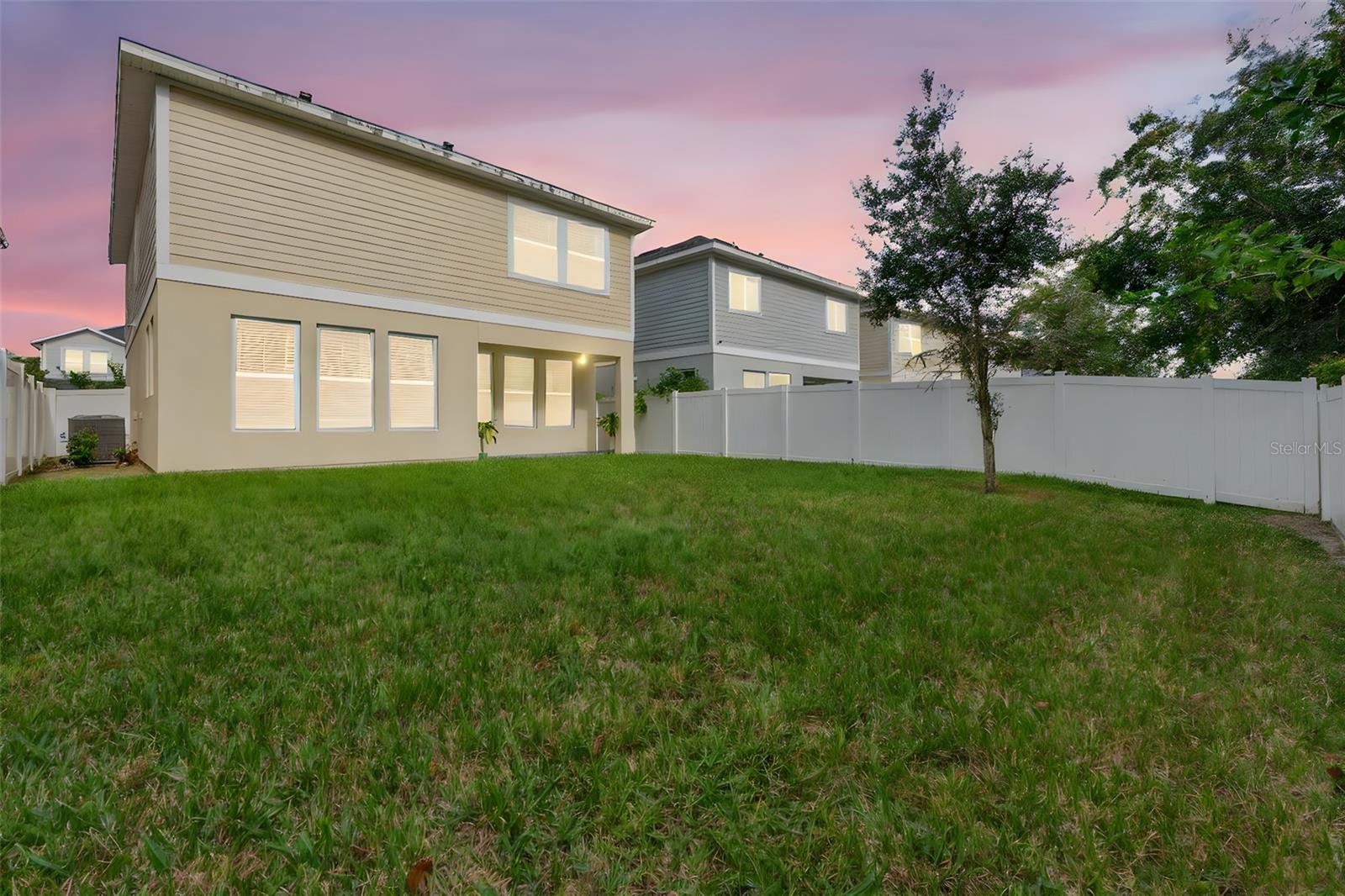 Image 78 of 89 For 4294 Hibiscus Bloom Drive