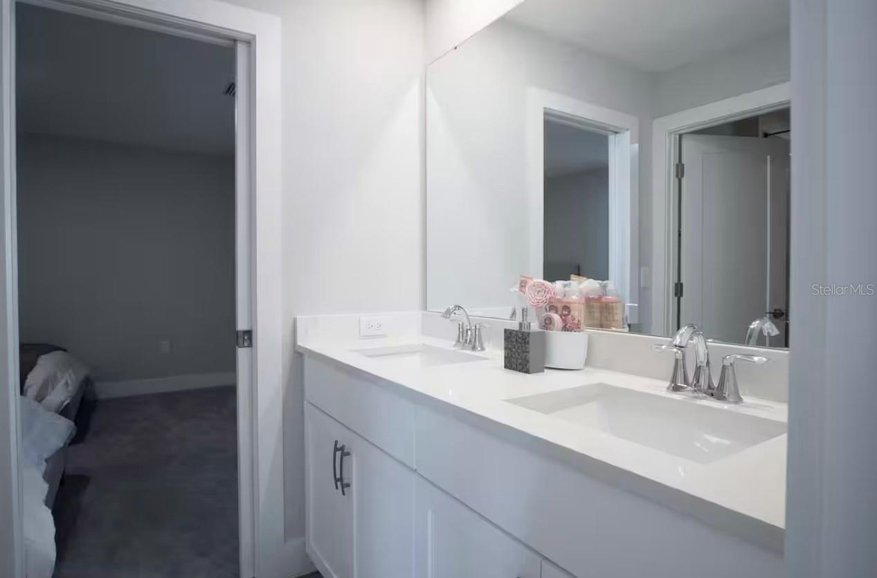 Image 16 of 21 For 1110 Arisha Drive