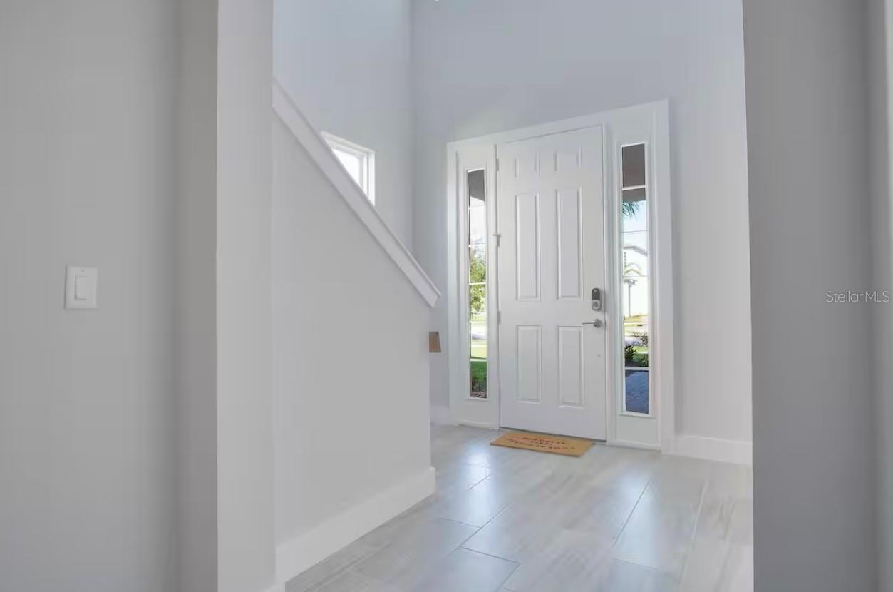 Image 2 of 21 For 1110 Arisha Drive