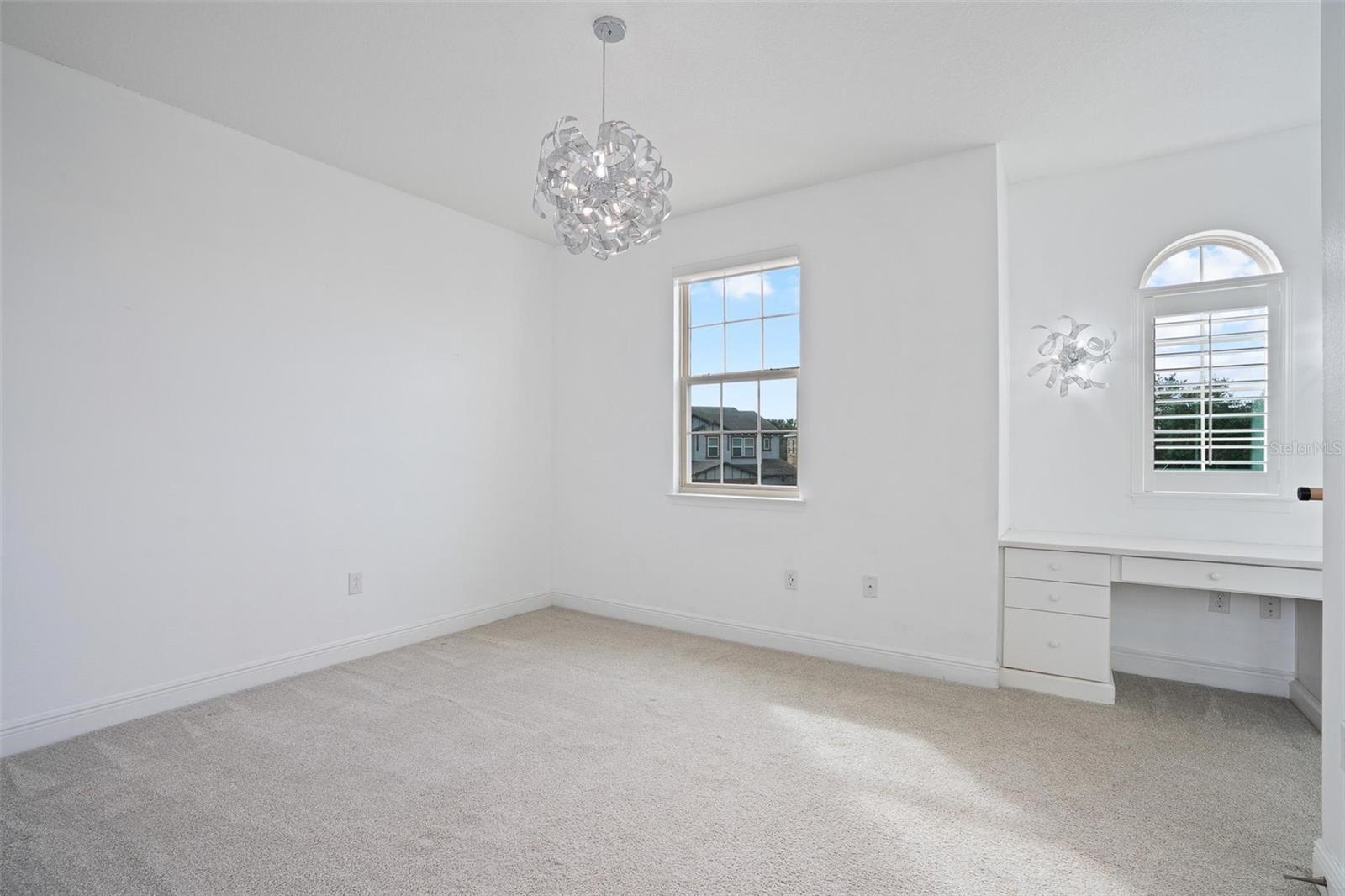 Image 26 of 73 For 12530 Climbing Vine Court