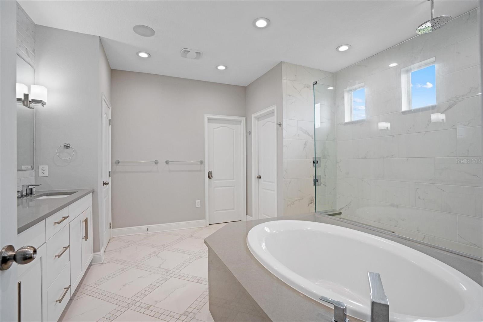 Image 34 of 73 For 12530 Climbing Vine Court