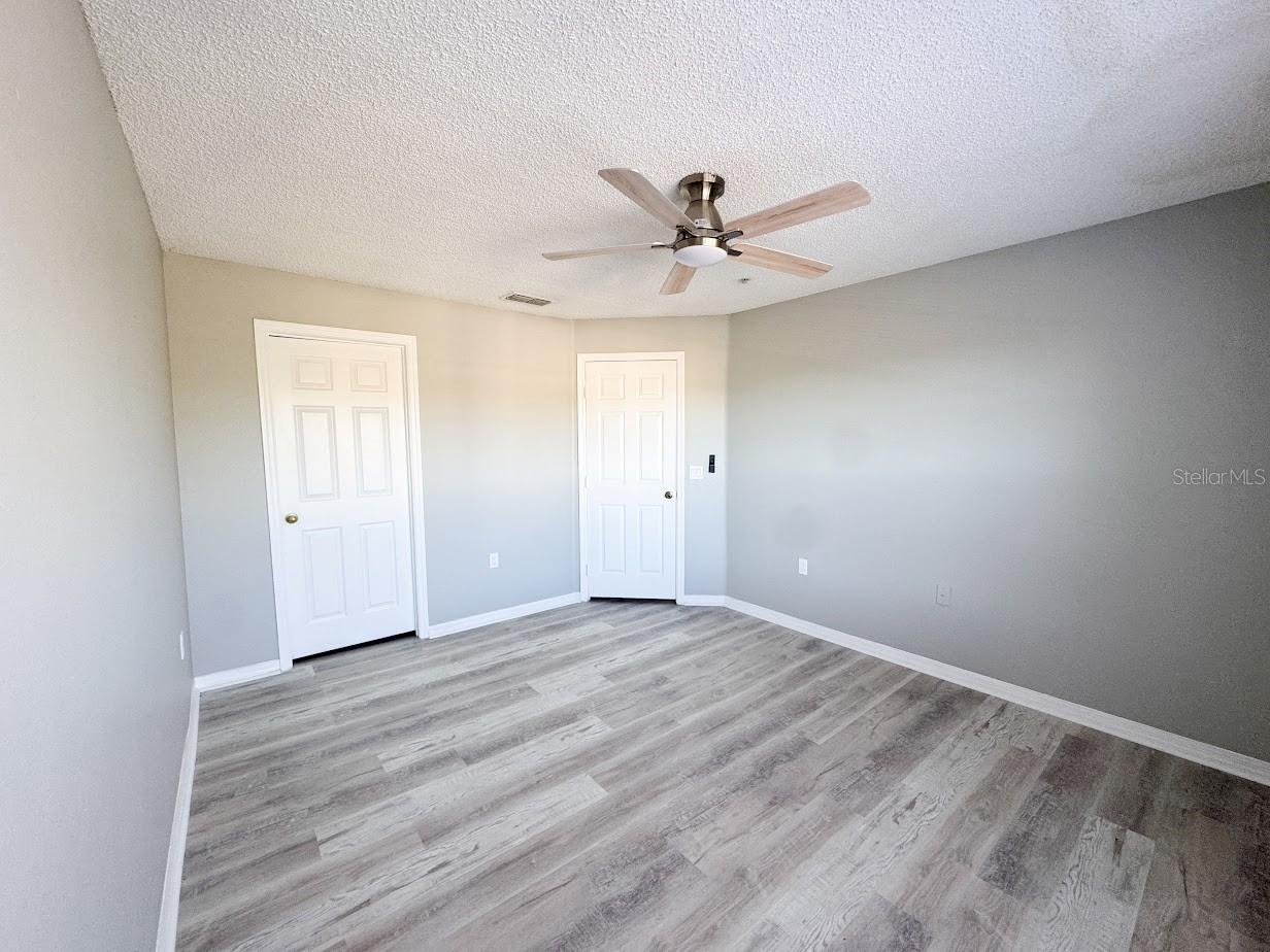 Image 13 of 45 For 1919 Summer Club Drive 309