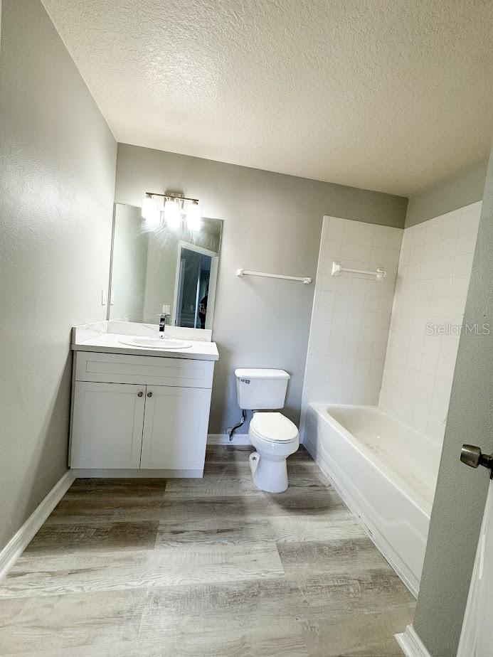 Image 24 of 45 For 1919 Summer Club Drive 309