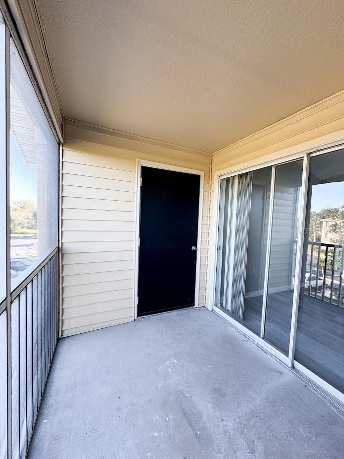 Image 26 of 45 For 1919 Summer Club Drive 309