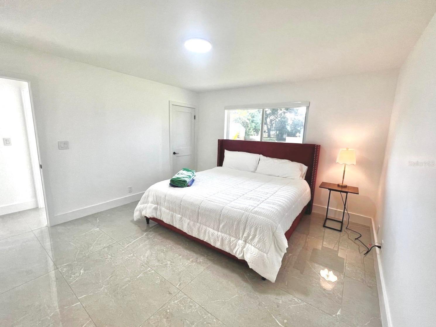 Image 8 of 20 For 1590 139th Avenue