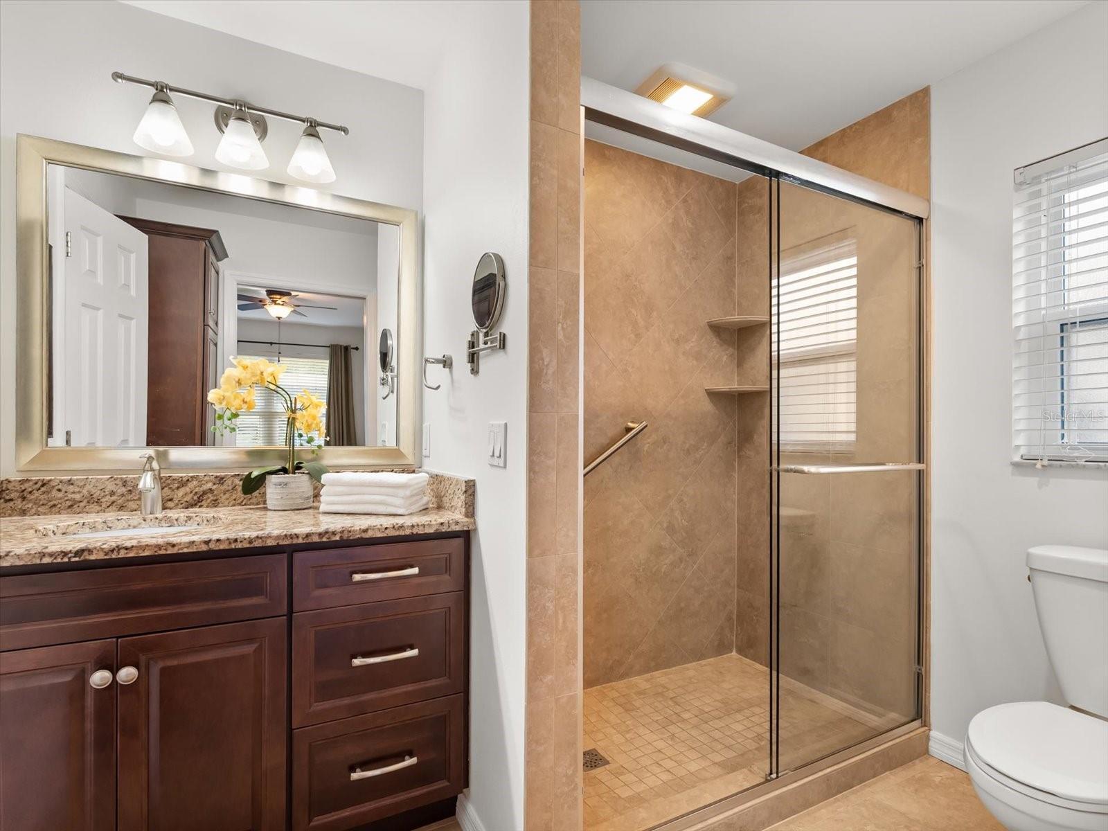 Image 23 of 45 For 300 Sweetwater Bay Court