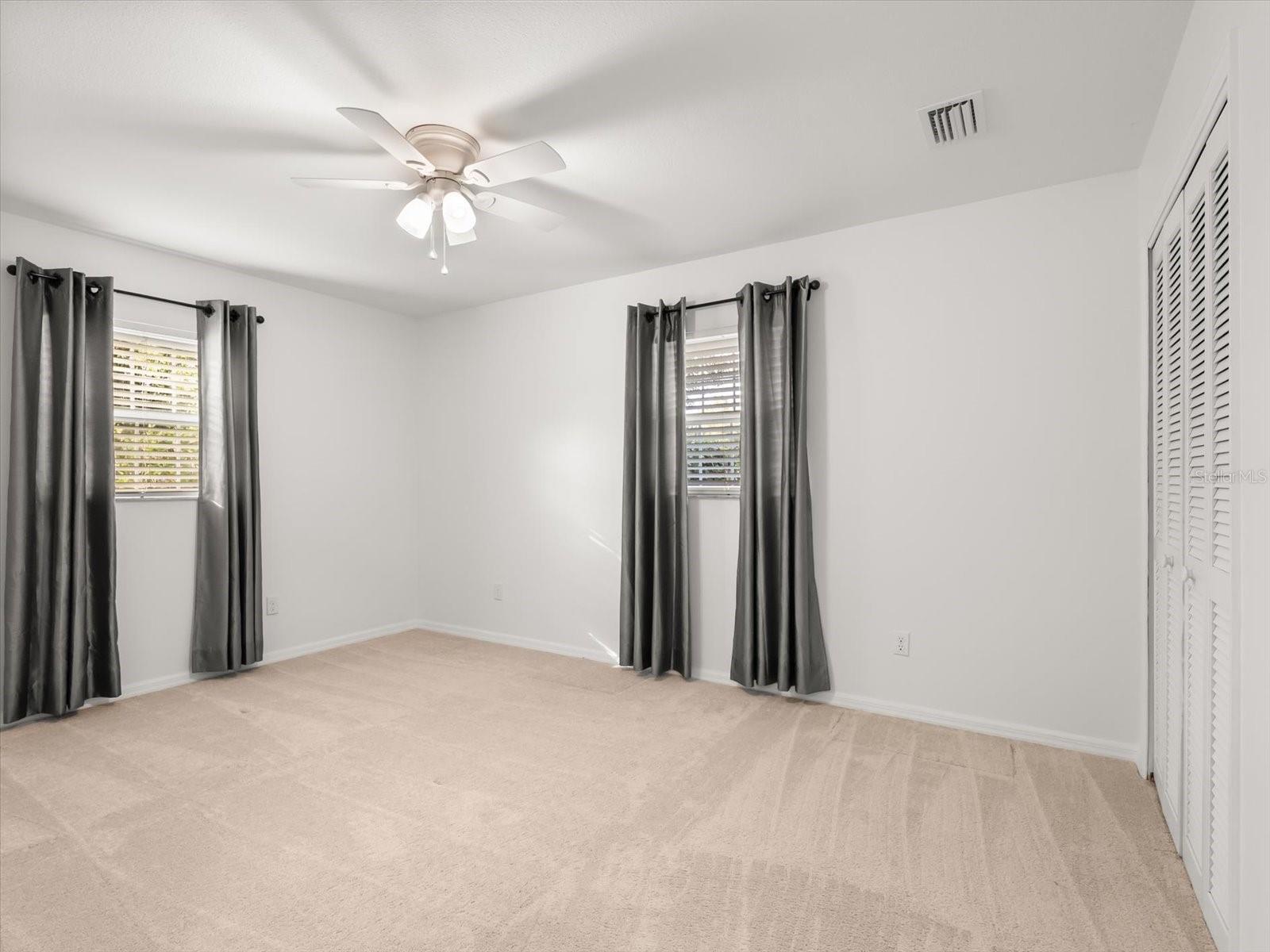 Image 28 of 45 For 300 Sweetwater Bay Court