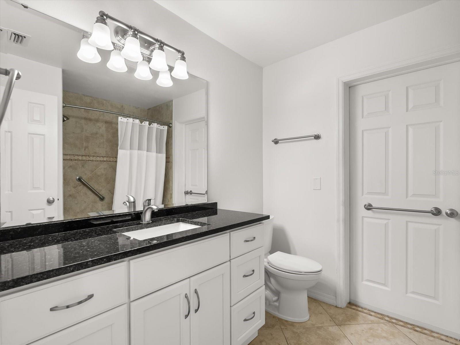 Image 32 of 45 For 300 Sweetwater Bay Court