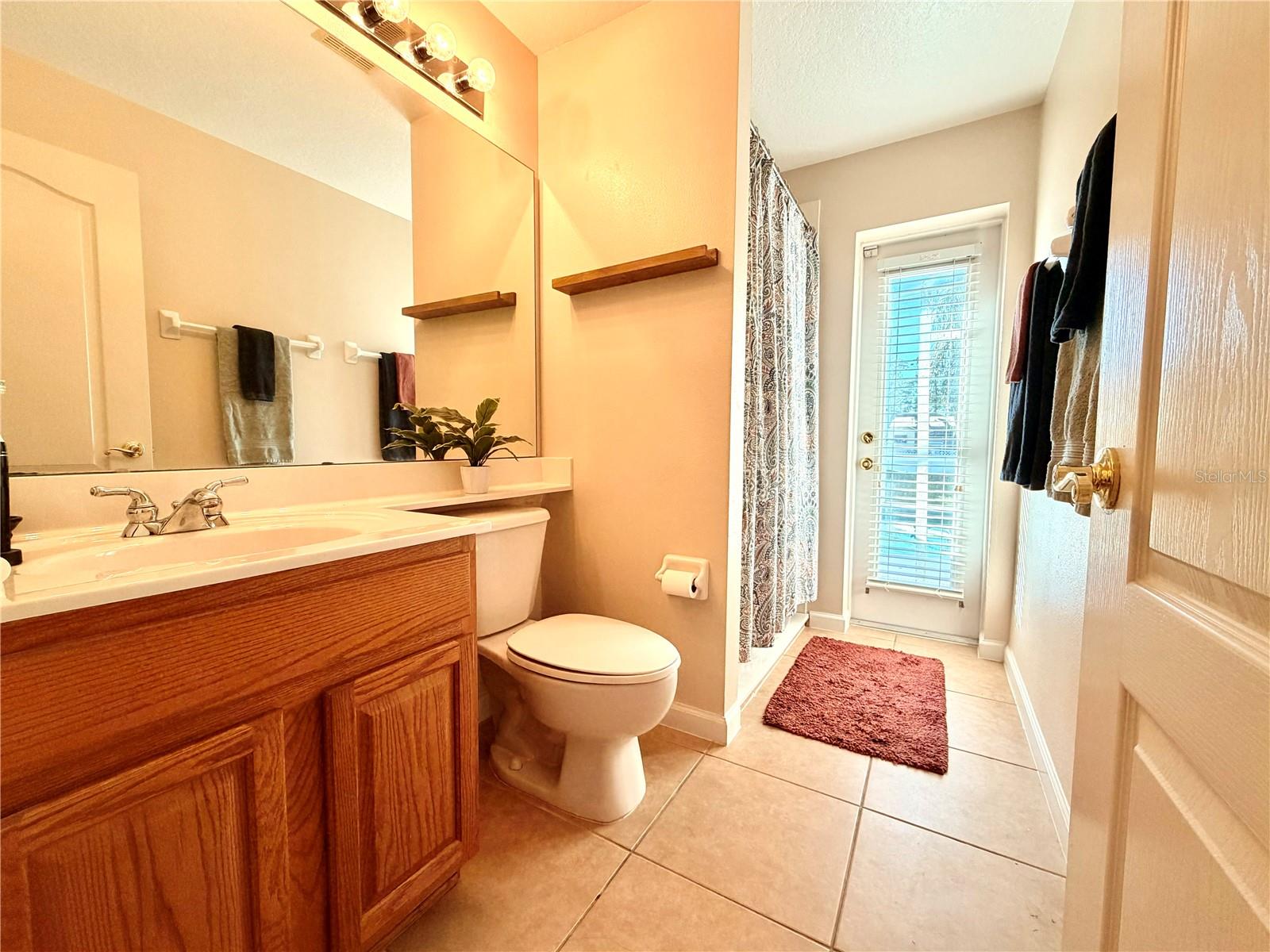 Image 38 of 48 For 838 Huntingdale Court