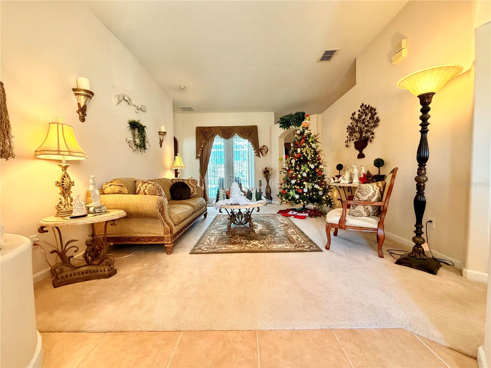 Image 7 of 48 For 838 Huntingdale Court