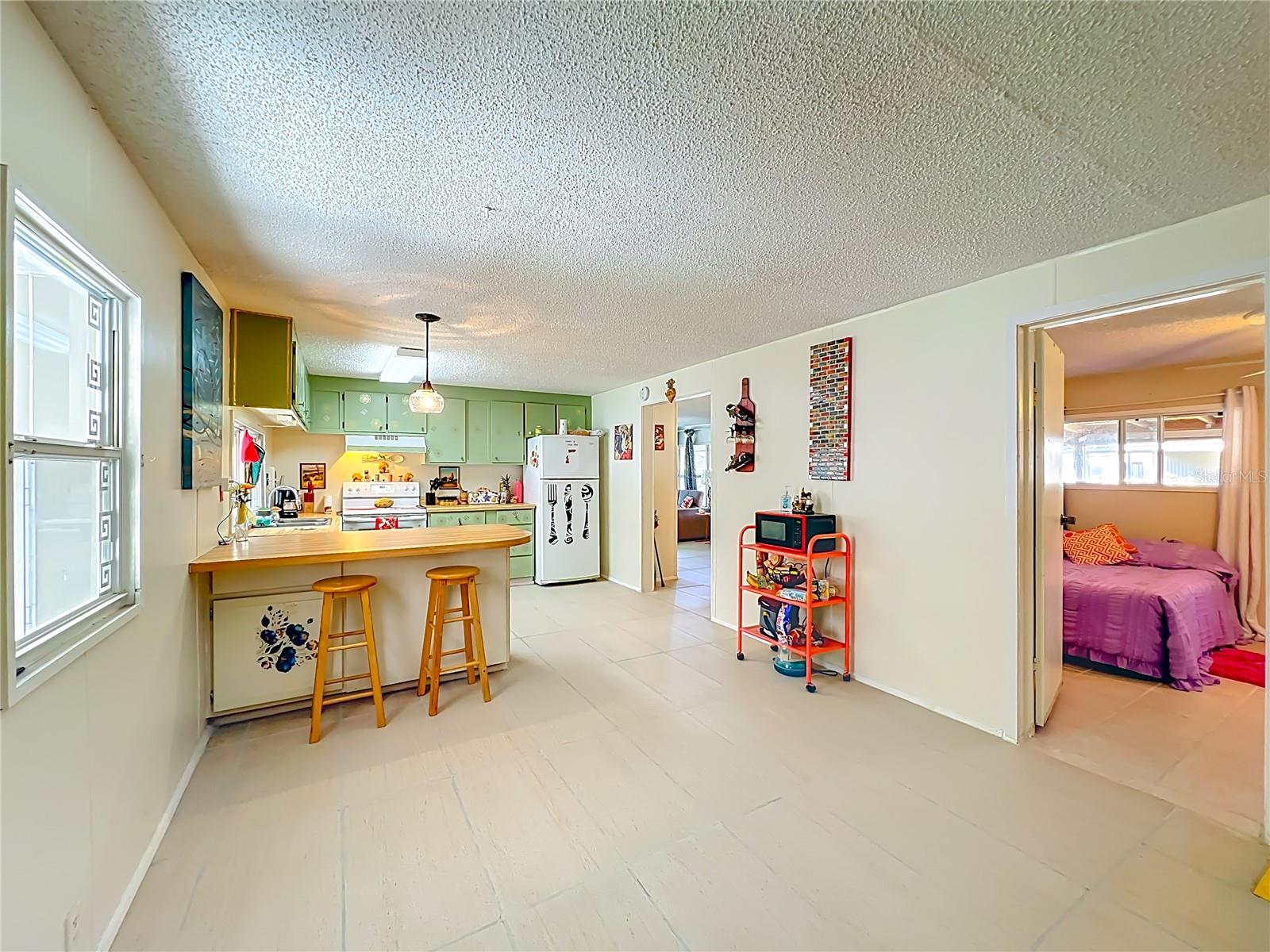 Image 12 of 53 For 19 Annette Drive