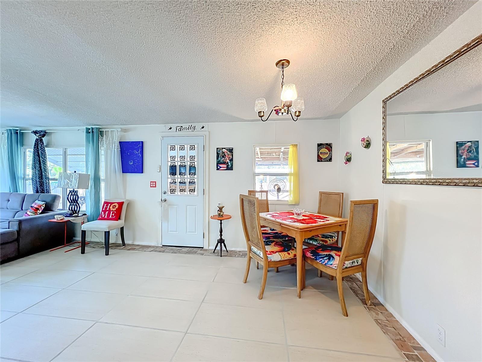 Image 16 of 53 For 19 Annette Drive