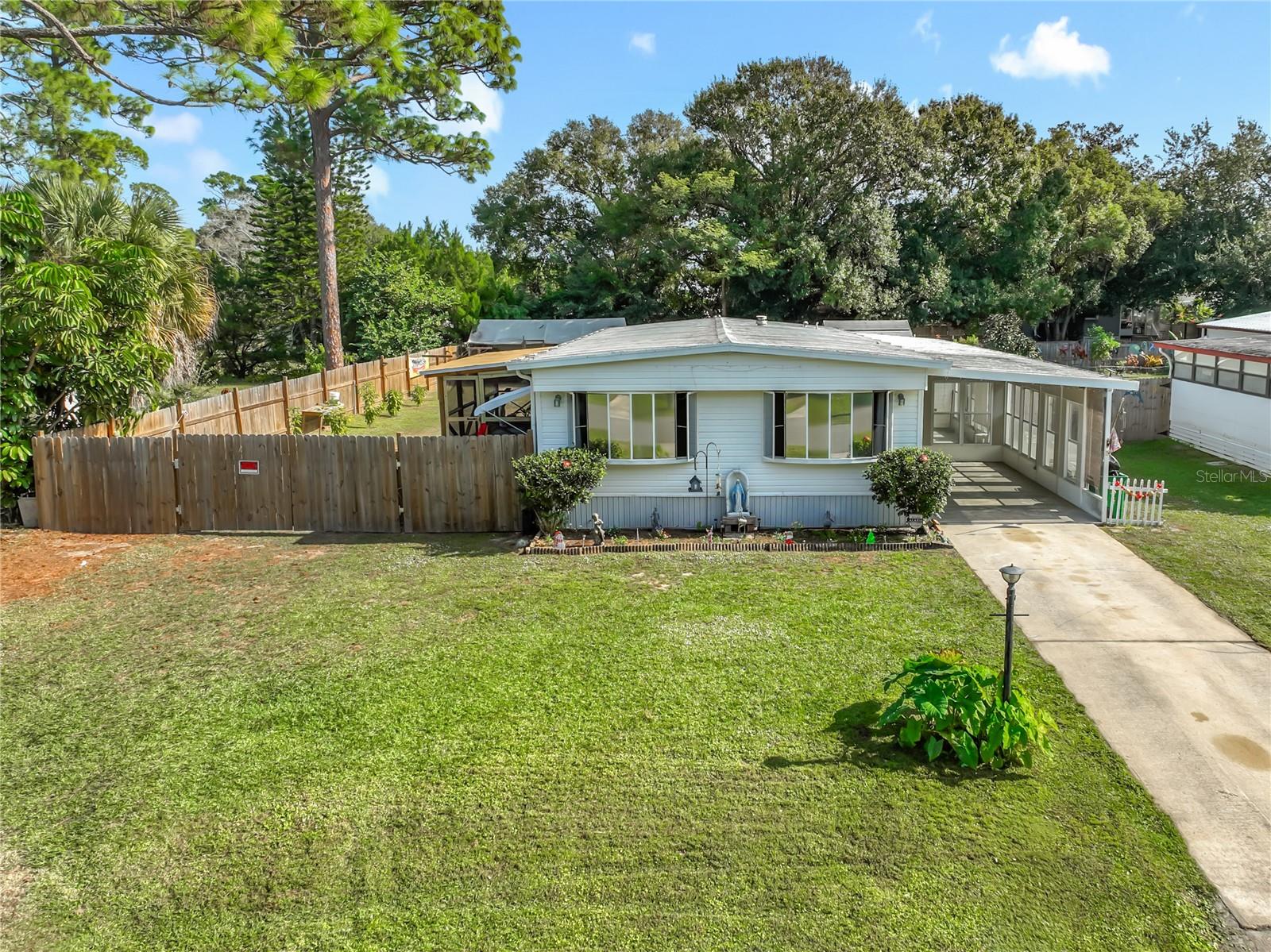 Image 6 of 53 For 19 Annette Drive