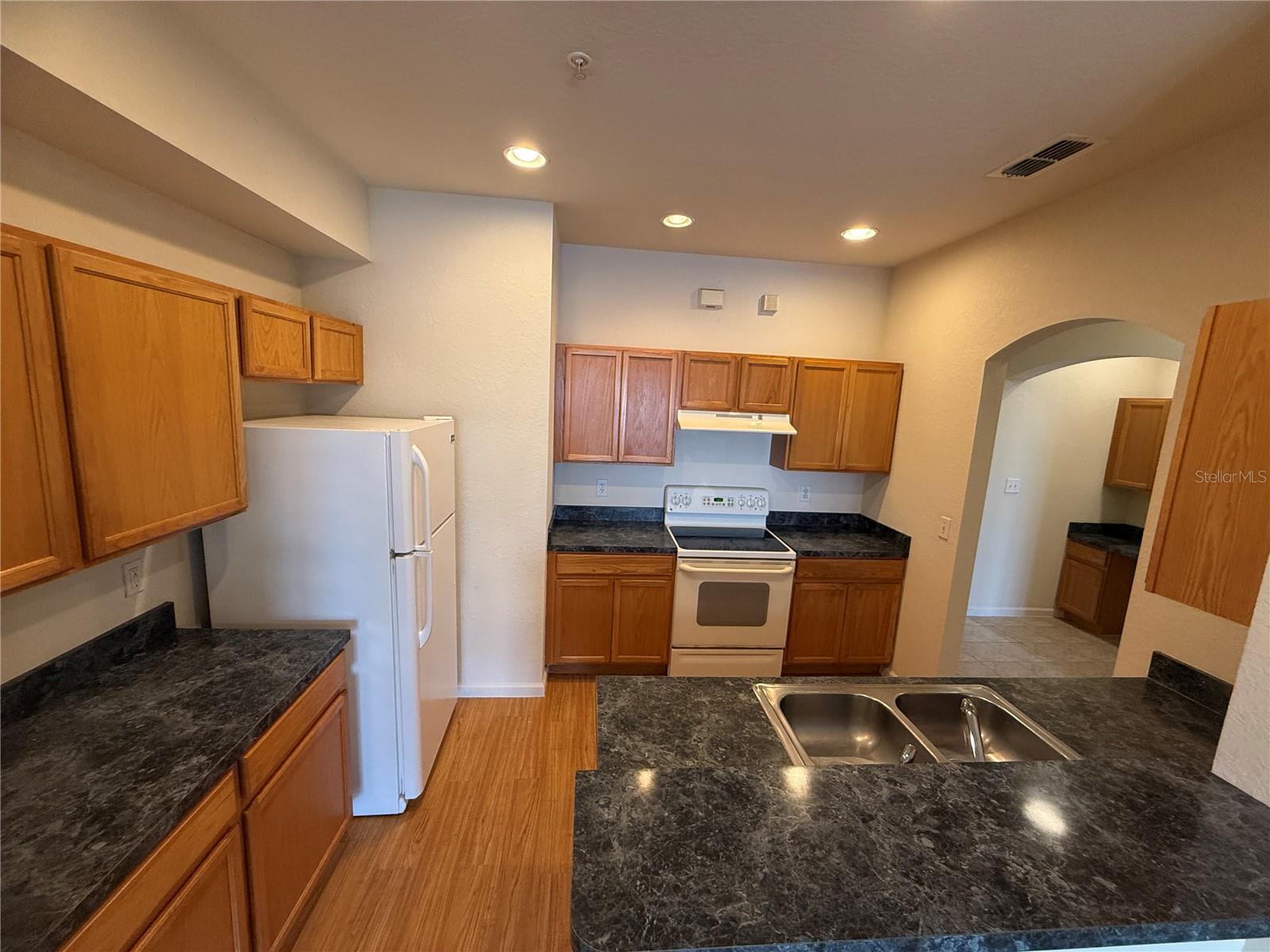 Image 14 of 59 For 3007 Langdon Lane N