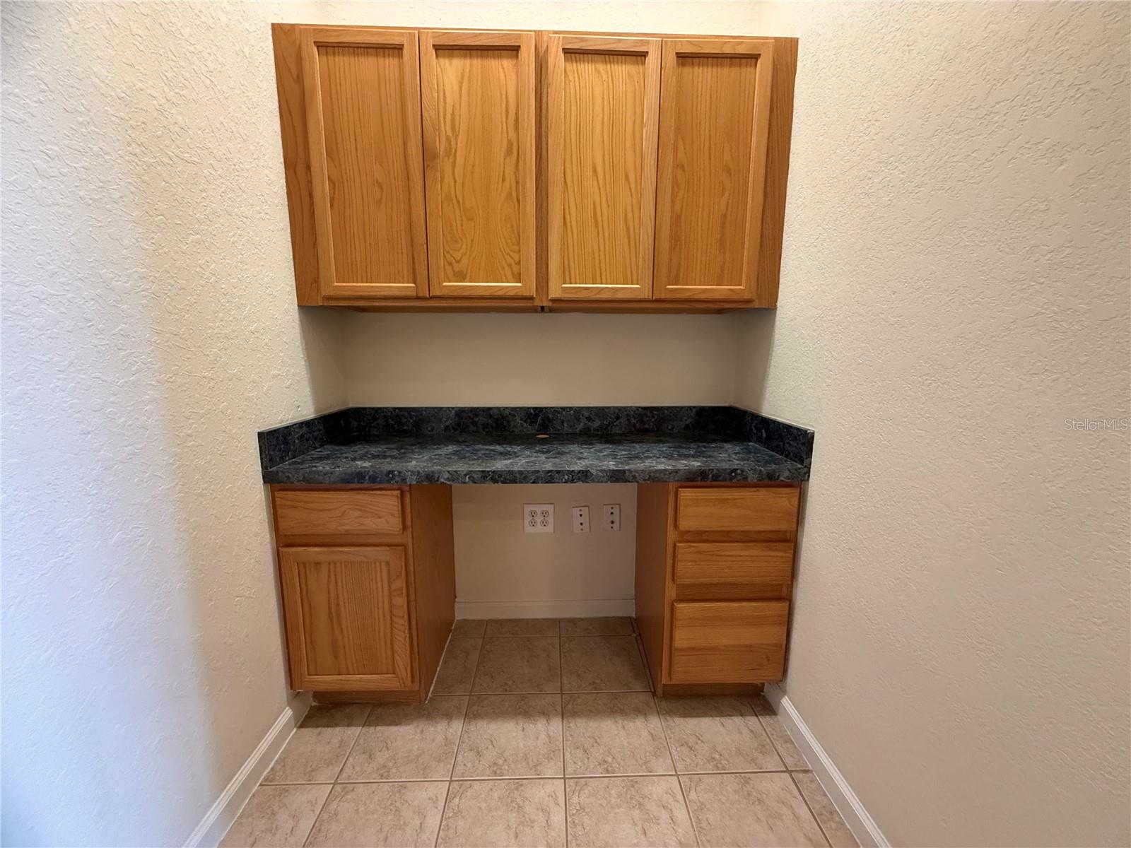 Image 22 of 59 For 3007 Langdon Lane N