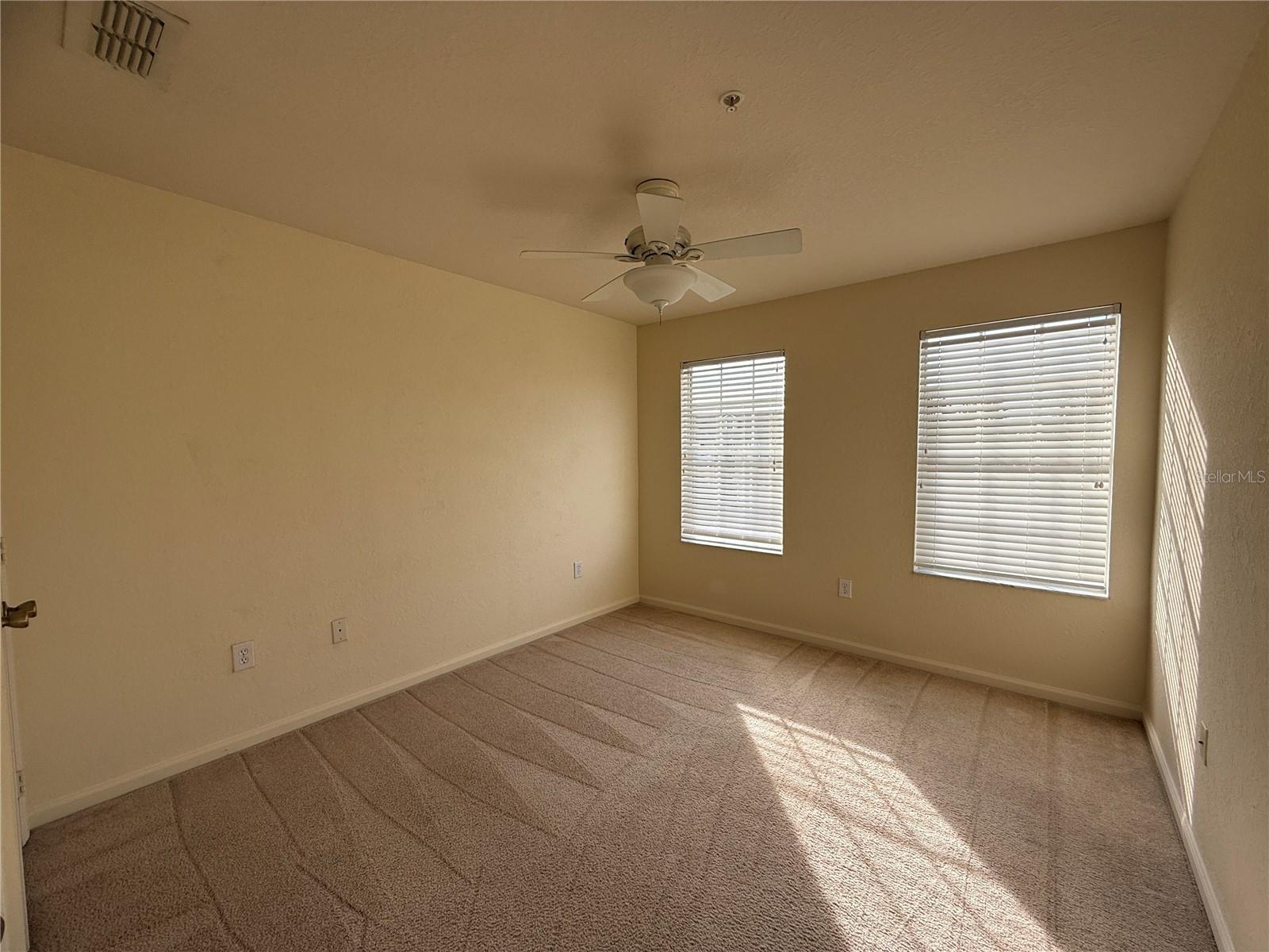 Image 34 of 59 For 3007 Langdon Lane N