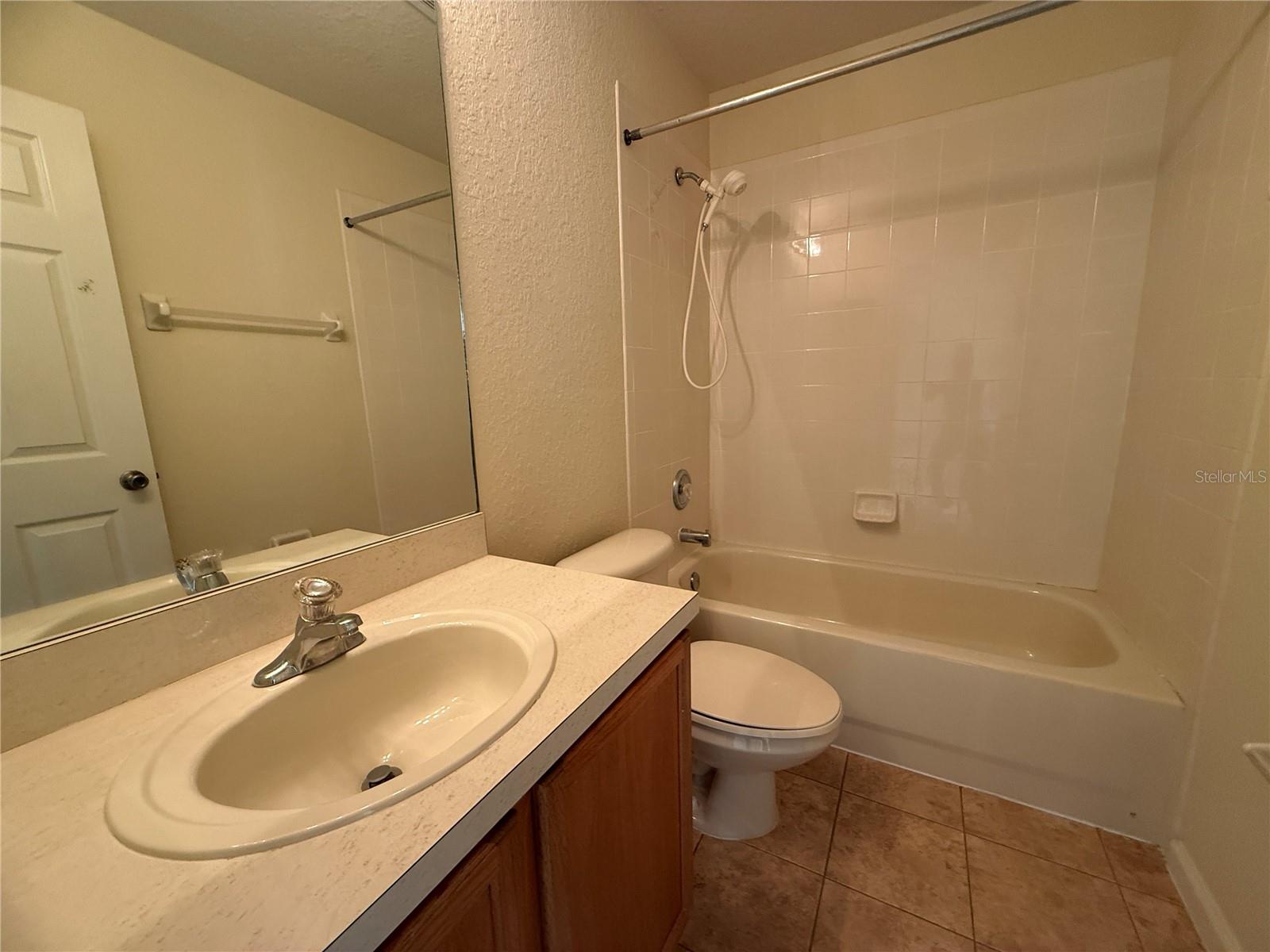 Image 38 of 59 For 3007 Langdon Lane N