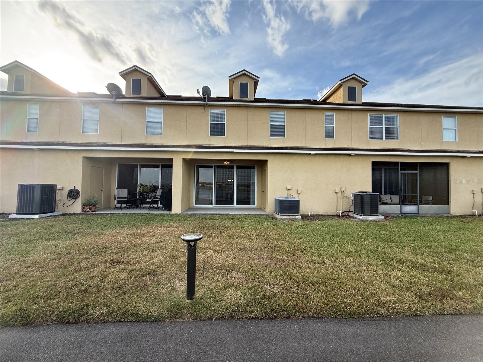 Image 42 of 59 For 3007 Langdon Lane N