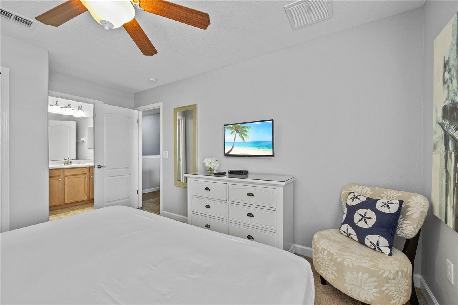 Image 21 of 54 For 9117 El Caro Lane