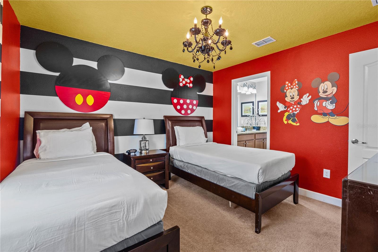 Image 37 of 54 For 9117 El Caro Lane