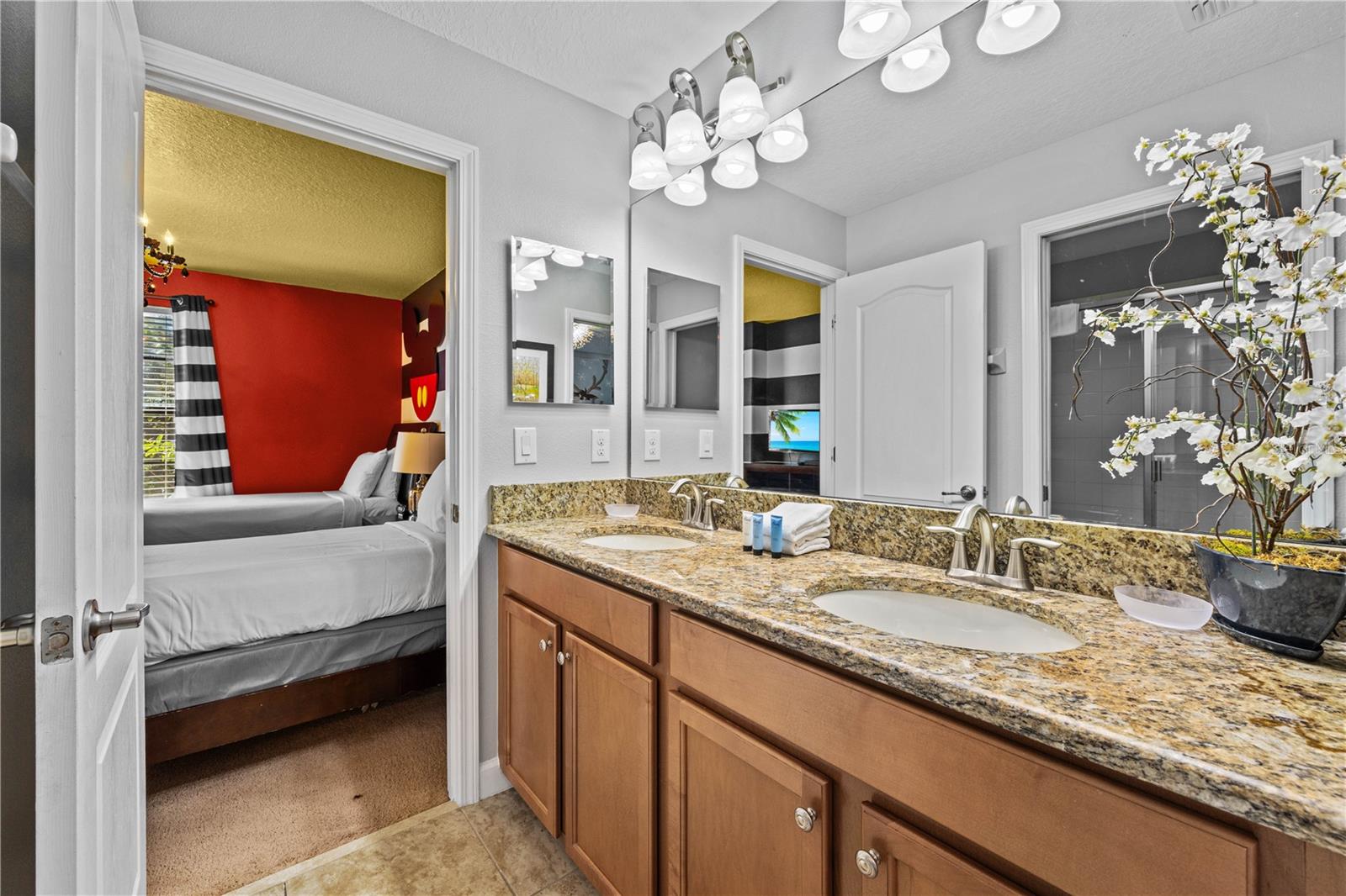 Image 39 of 54 For 9117 El Caro Lane