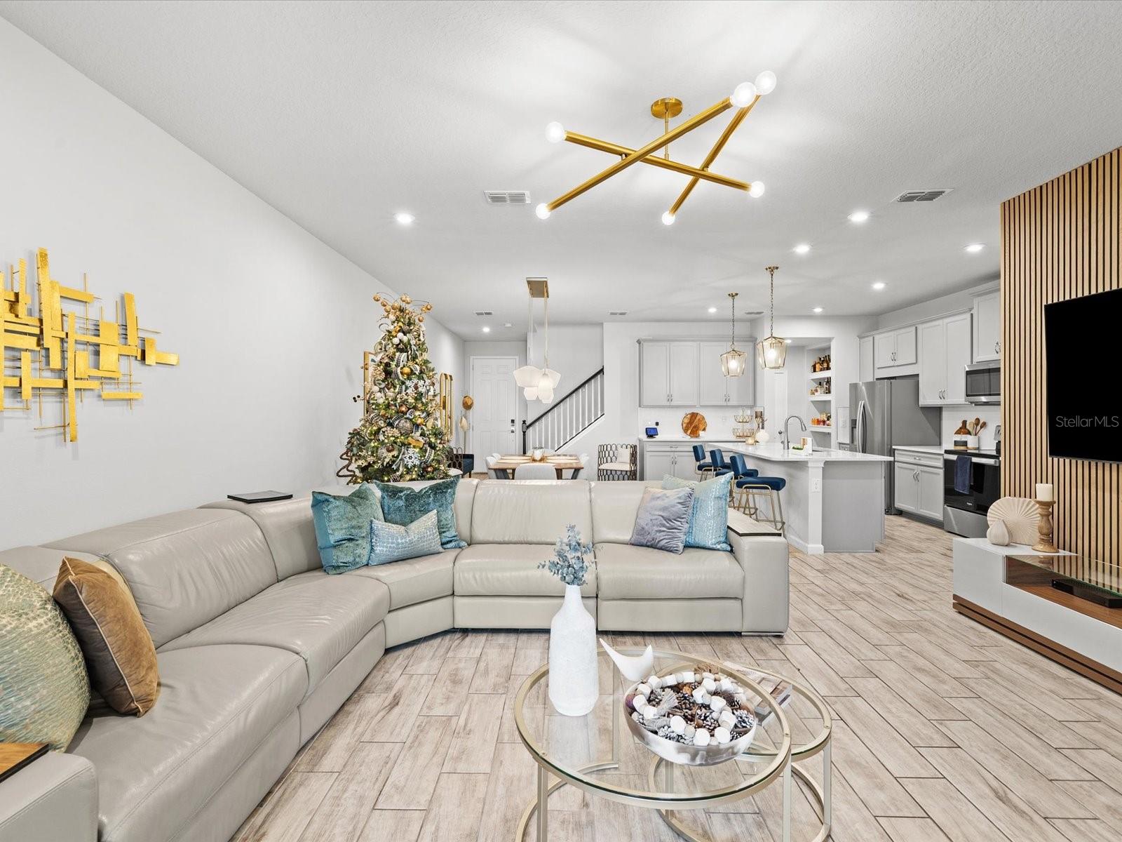 Image 18 of 100 For 19421 Blue Pond Drive