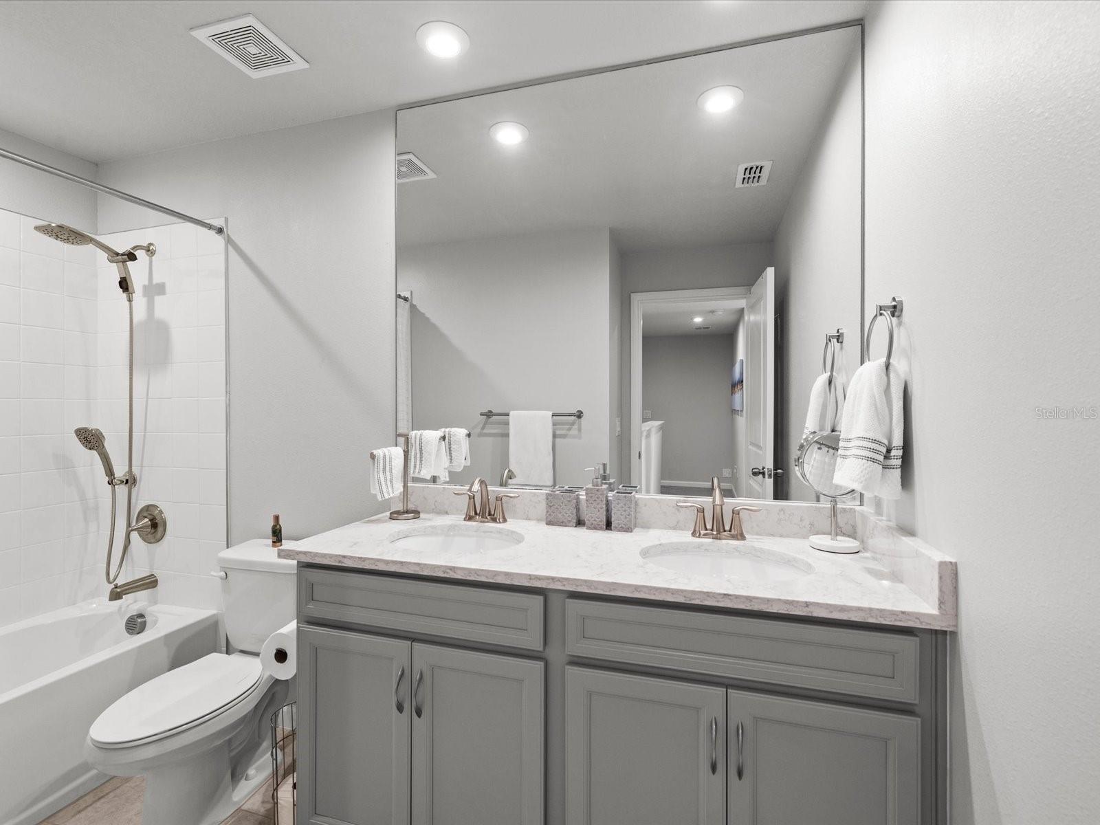 Image 26 of 100 For 19421 Blue Pond Drive