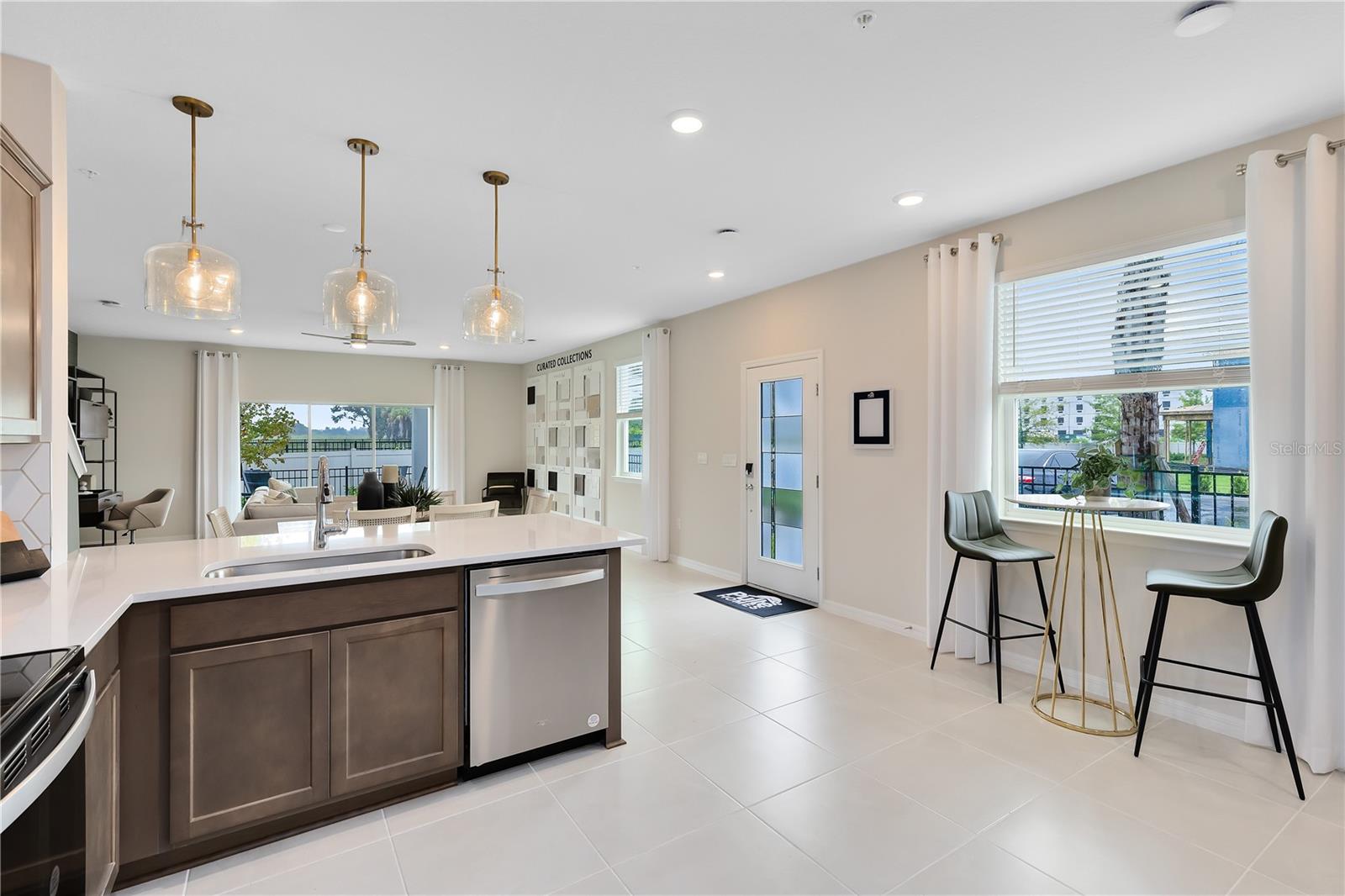 Image 4 of 26 For 3255 Canyon Bay Point