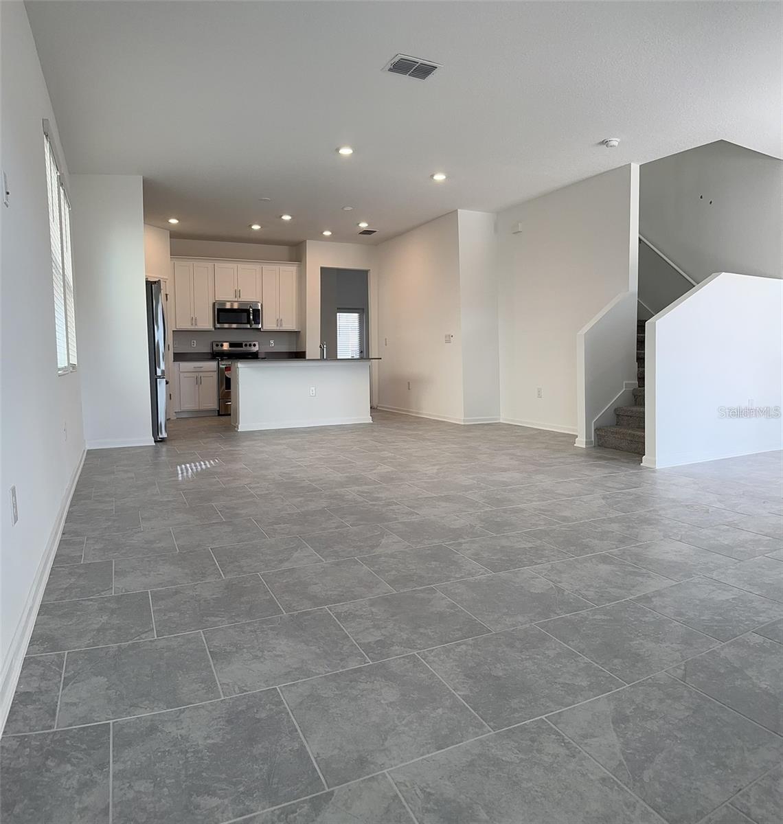 Image 5 of 24 For 6014 Blissful Street