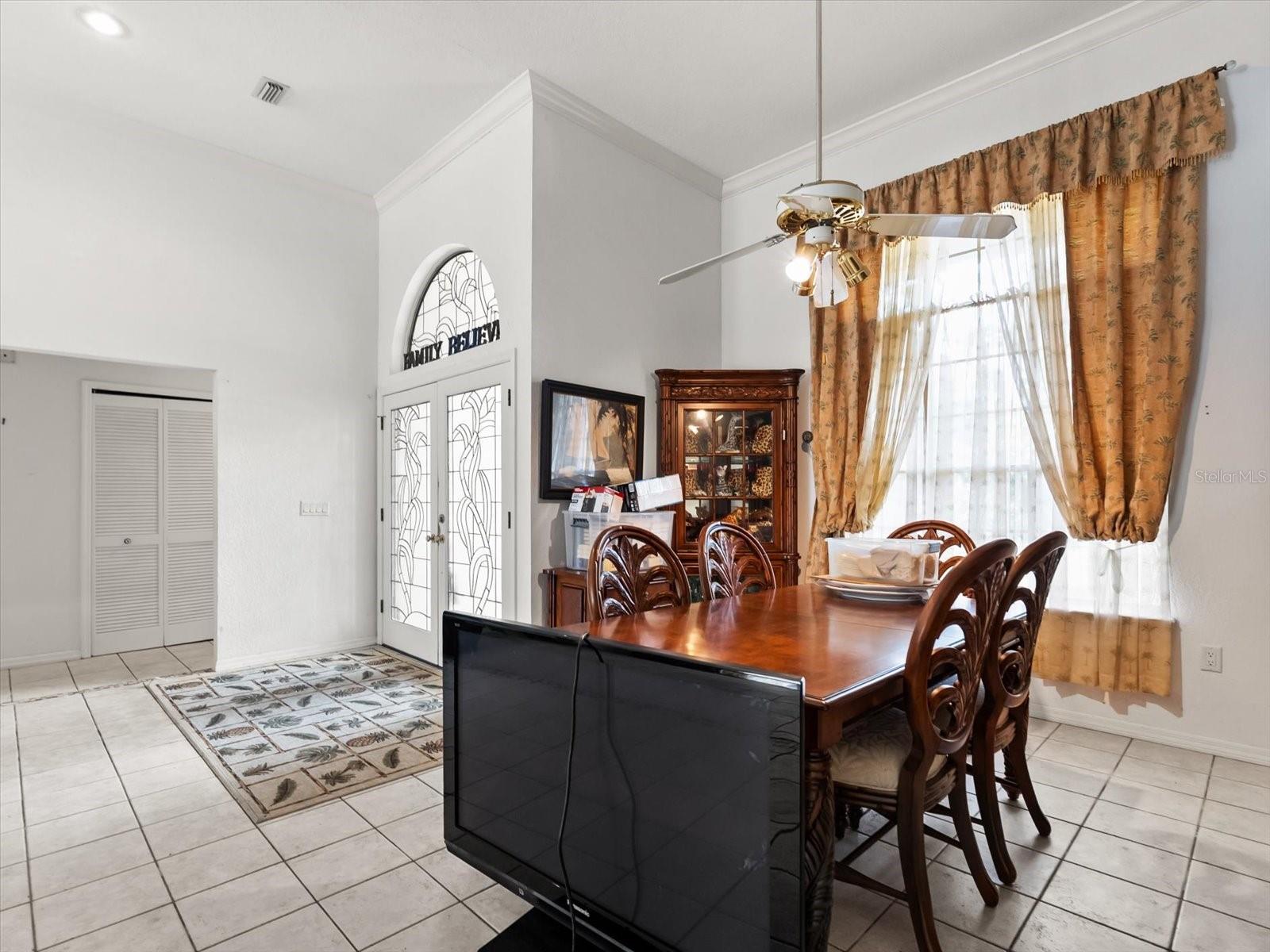 Image 4 of 26 For 5709 Masters Boulevard