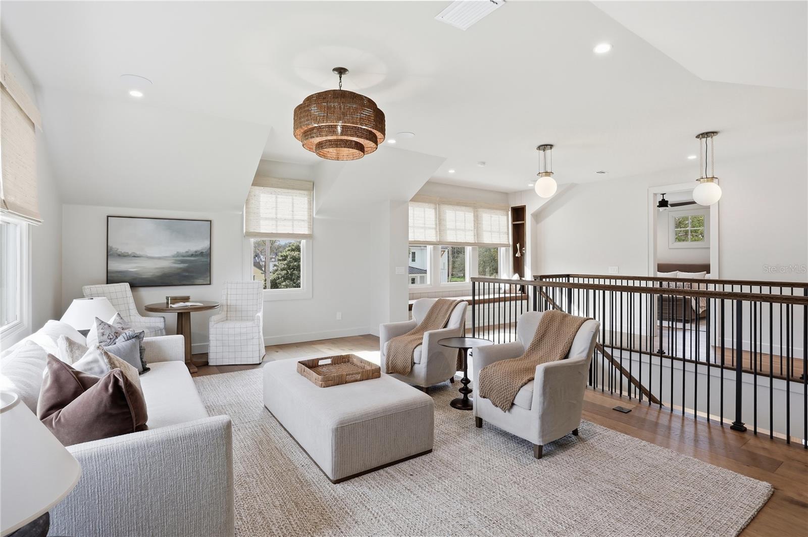 Image 43 of 79 For 510 Briley Avenue