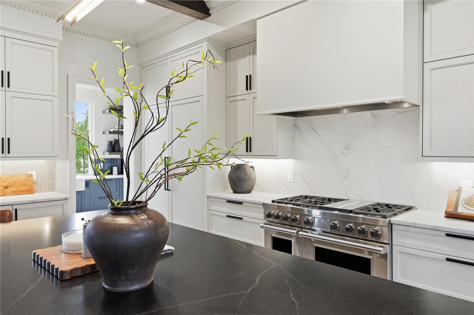 Image 8 of 79 For 510 Briley Avenue