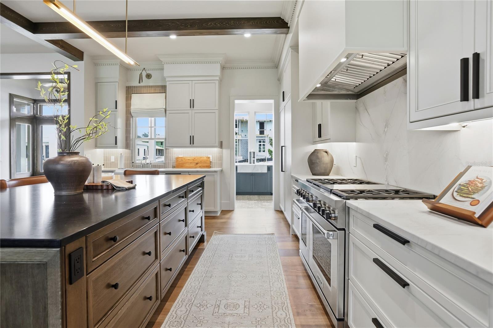 Image 9 of 79 For 510 Briley Avenue