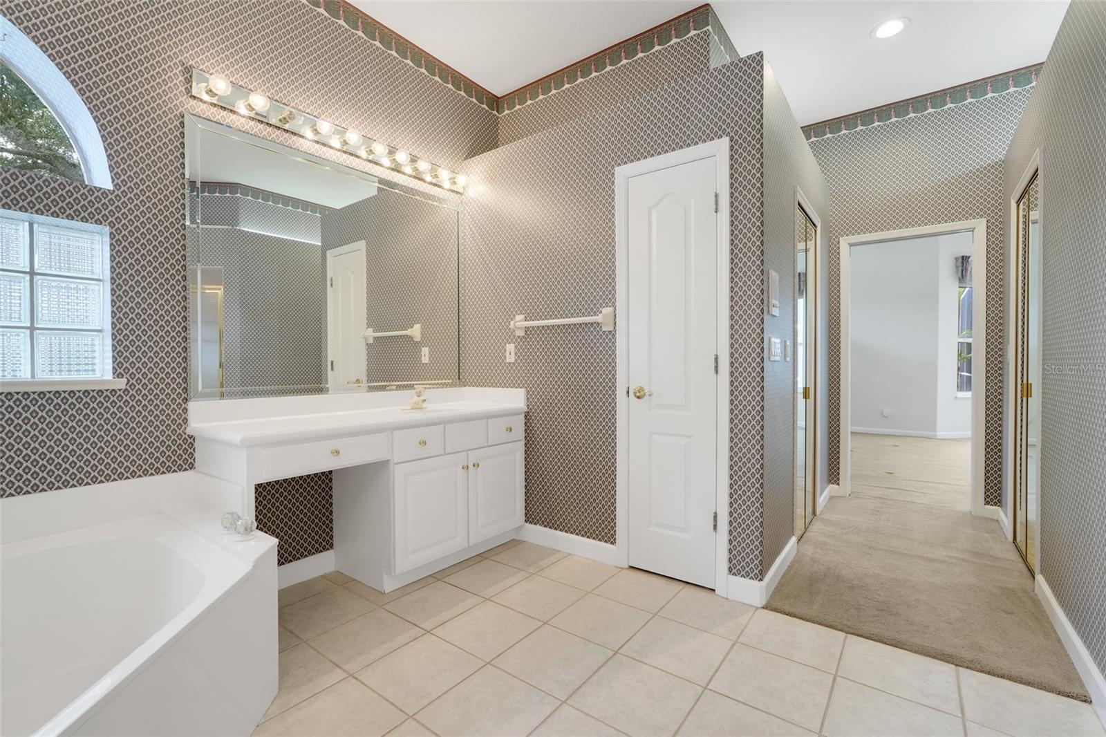 Image 22 of 48 For 3838 Norbury Court