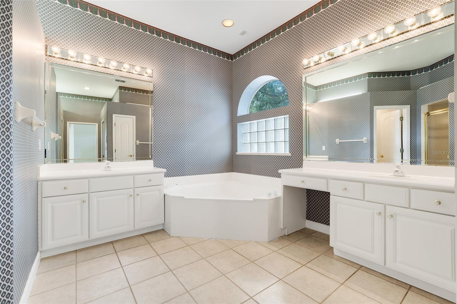 Image 23 of 48 For 3838 Norbury Court