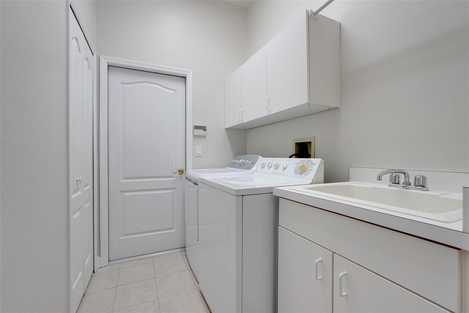 Image 27 of 48 For 3838 Norbury Court