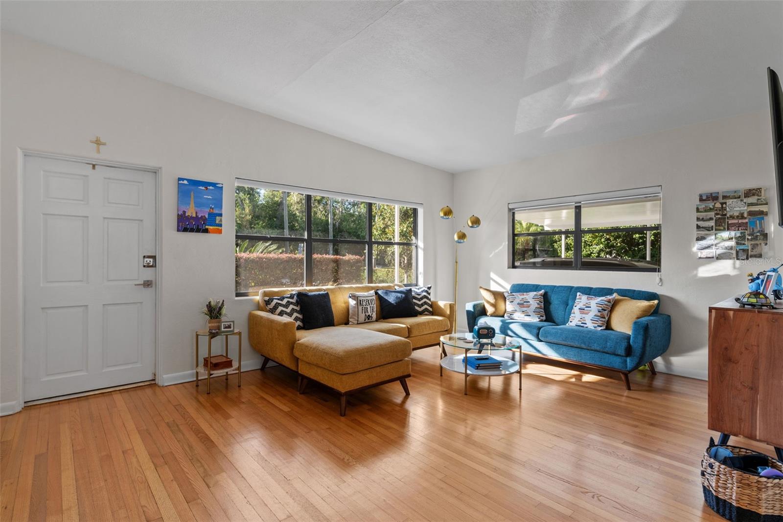 Image 10 of 43 For 4615 Fern Creek Avenue