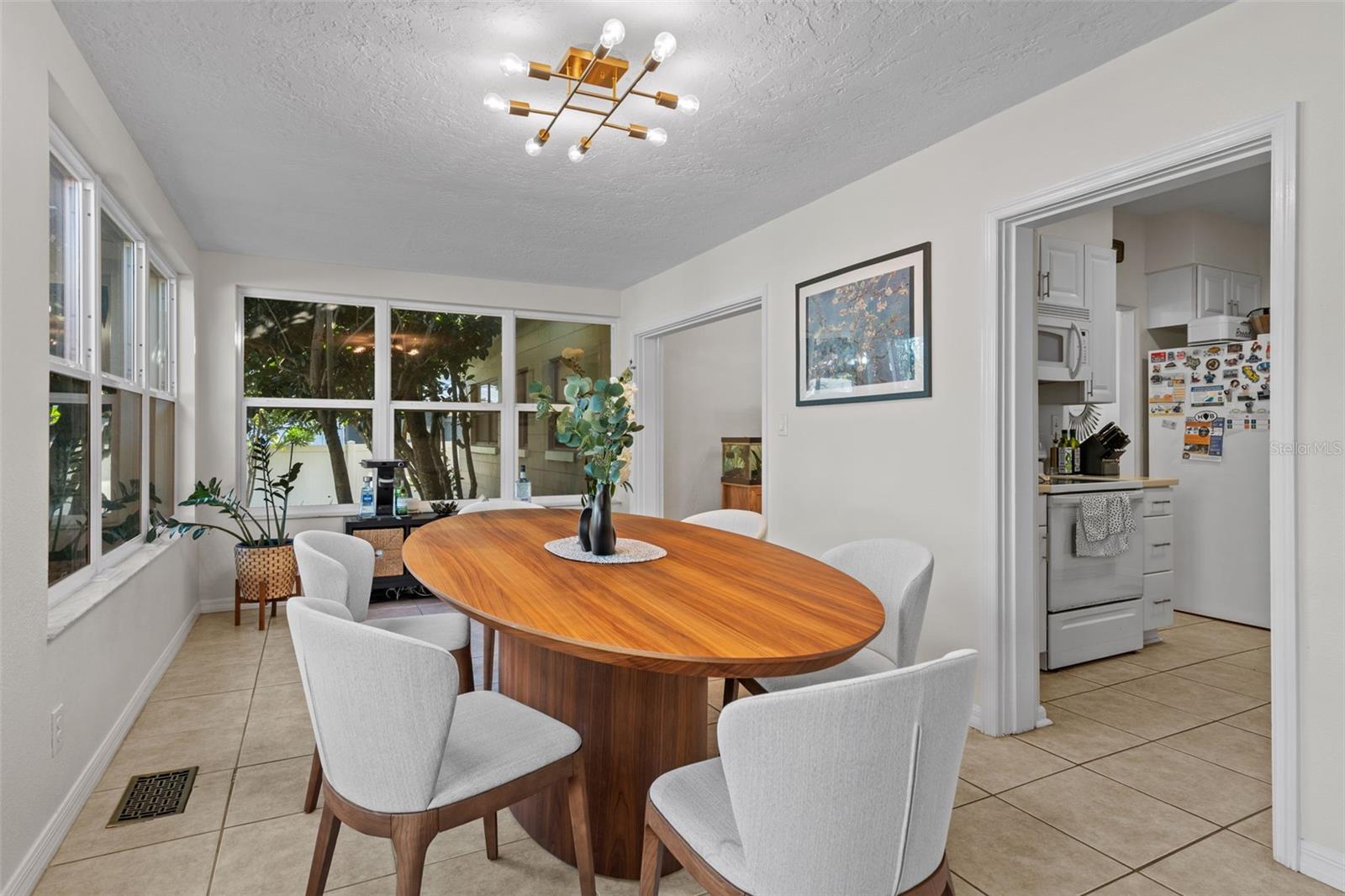 Image 16 of 43 For 4615 Fern Creek Avenue