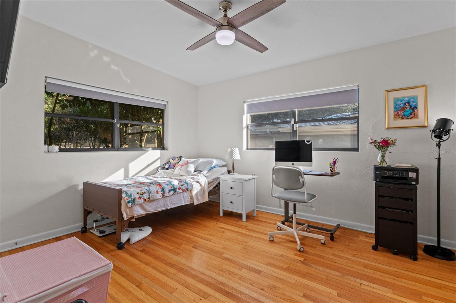 Image 31 of 43 For 4615 Fern Creek Avenue