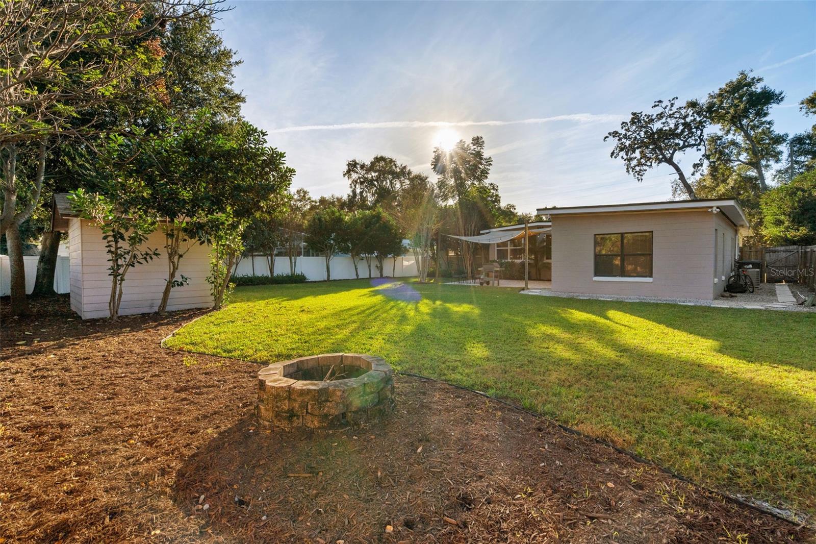 Image 37 of 43 For 4615 Fern Creek Avenue