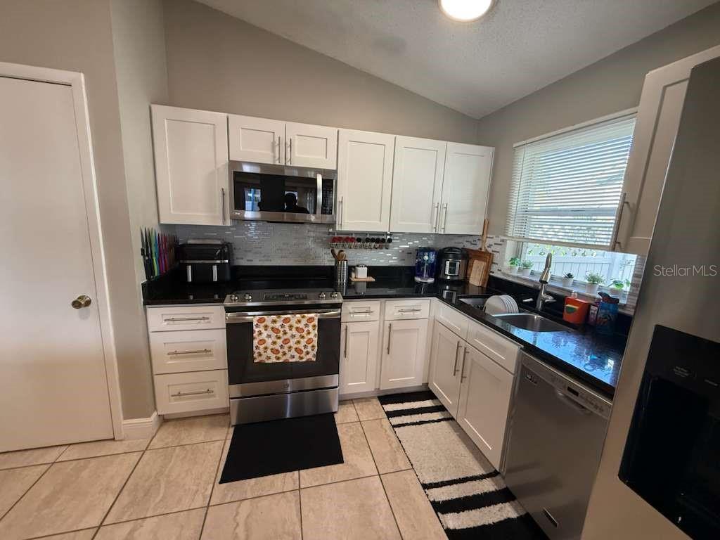 Image 6 of 23 For 5330 Hawk Drive