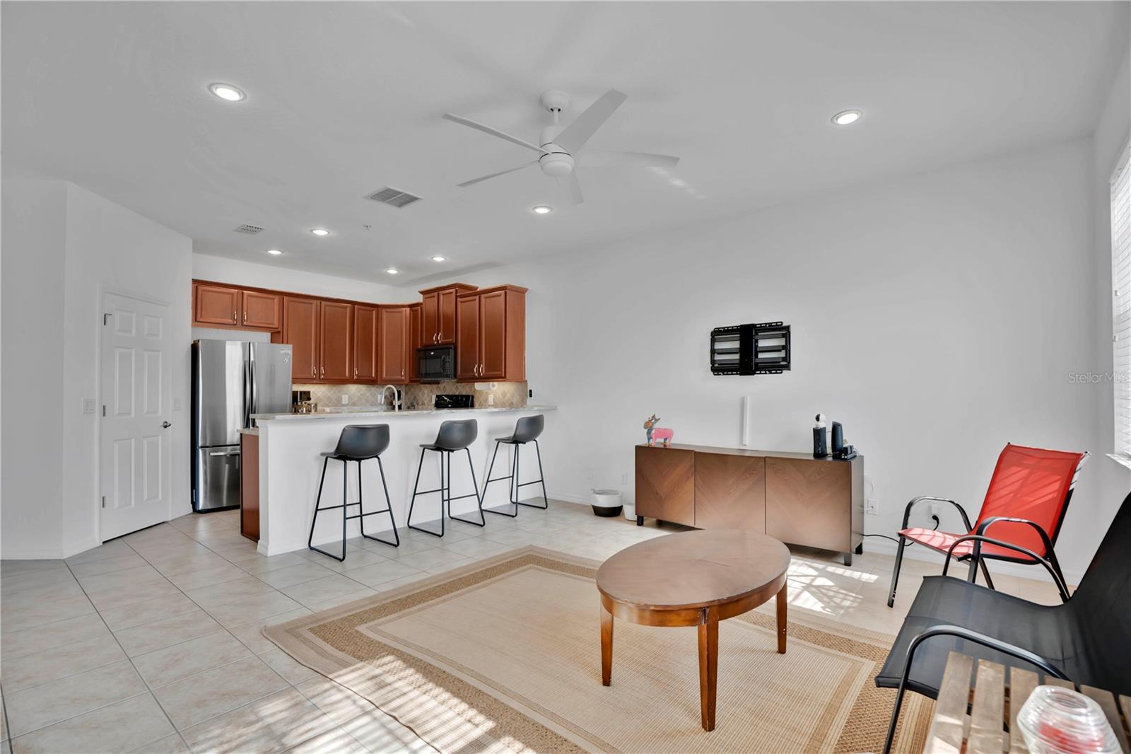 Image 11 of 39 For 419 Harbor Winds Court