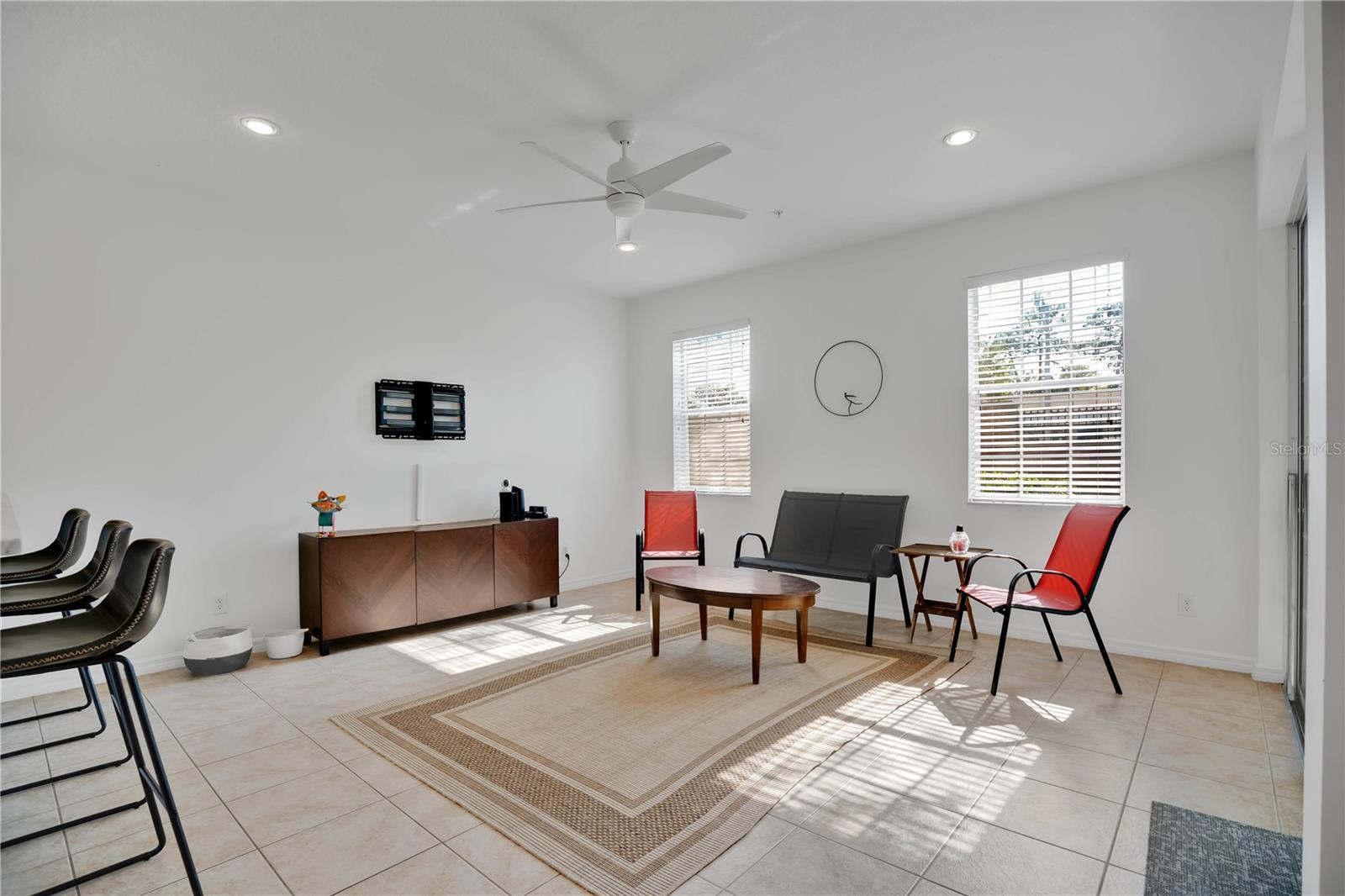 Image 14 of 39 For 419 Harbor Winds Court