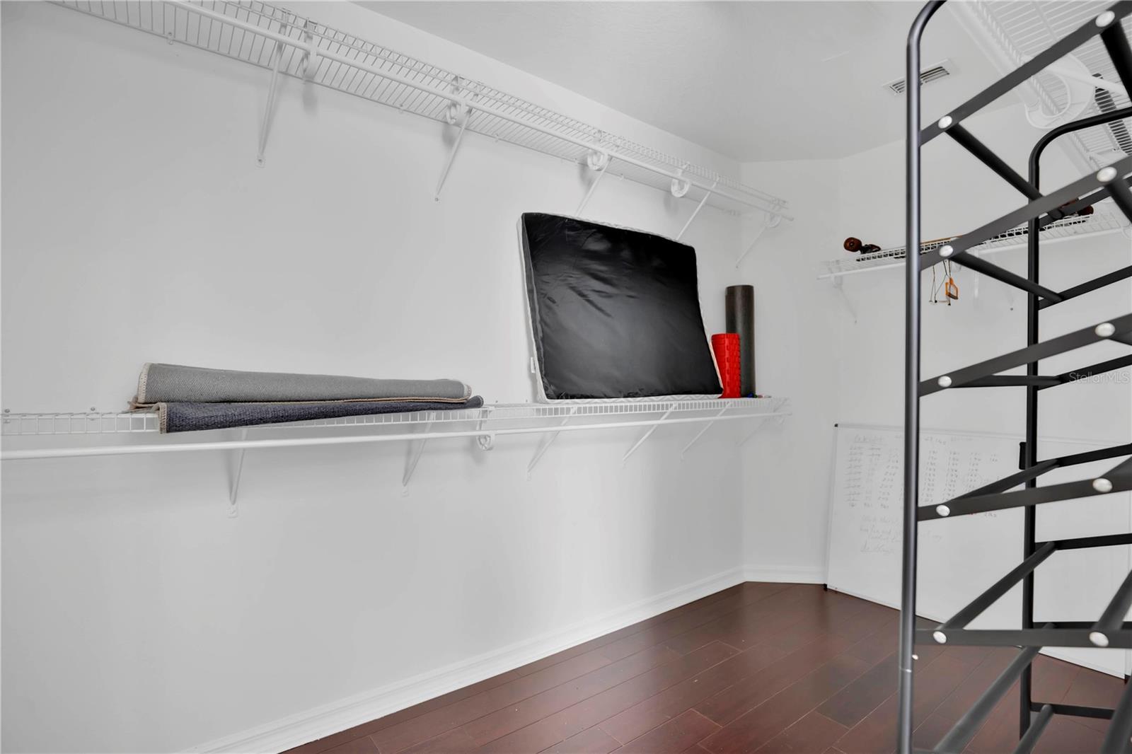 Image 21 of 39 For 419 Harbor Winds Court