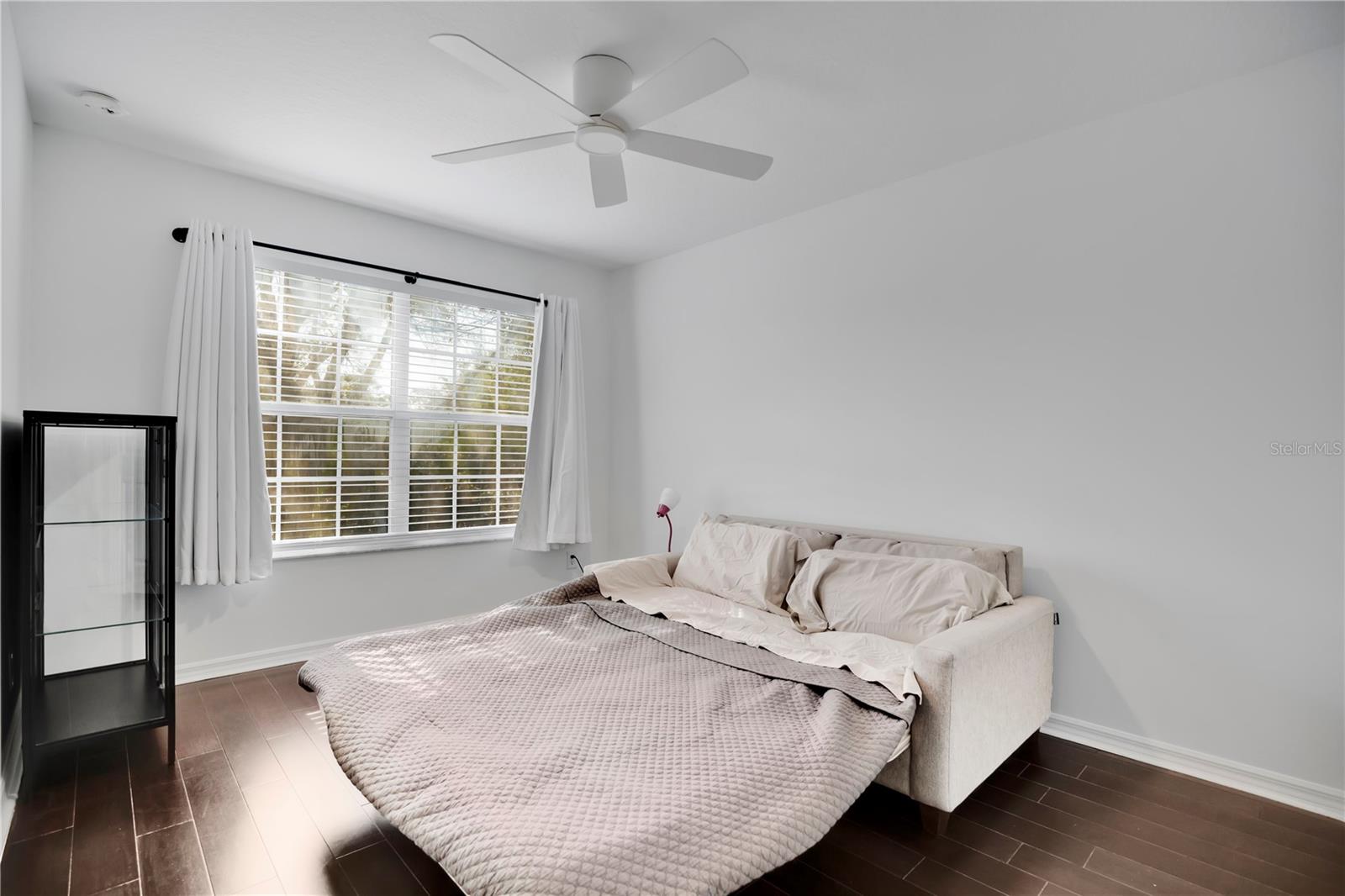 Image 23 of 39 For 419 Harbor Winds Court