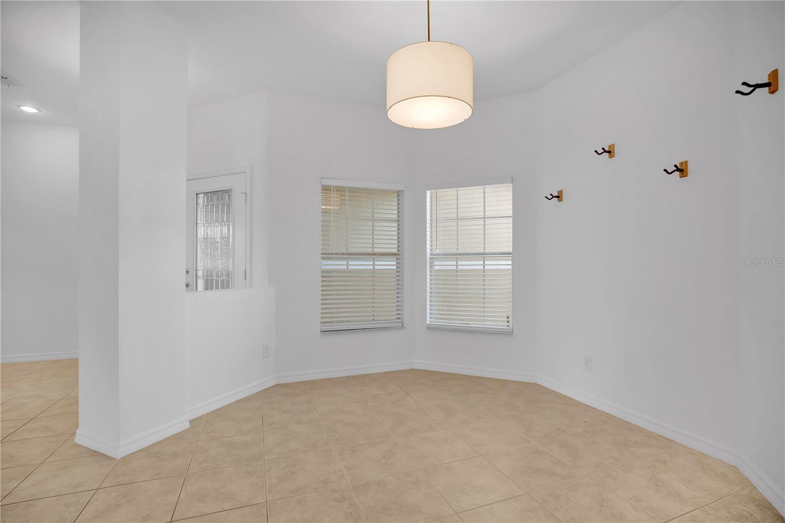 Image 3 of 39 For 419 Harbor Winds Court