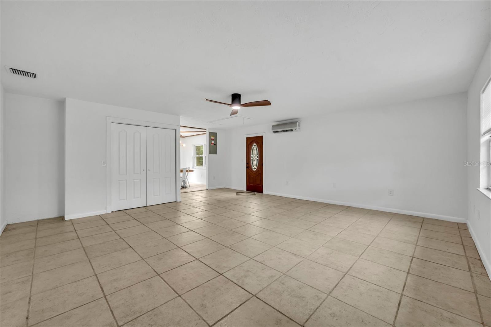 Image 17 of 33 For 1240 Voorhis Avenue