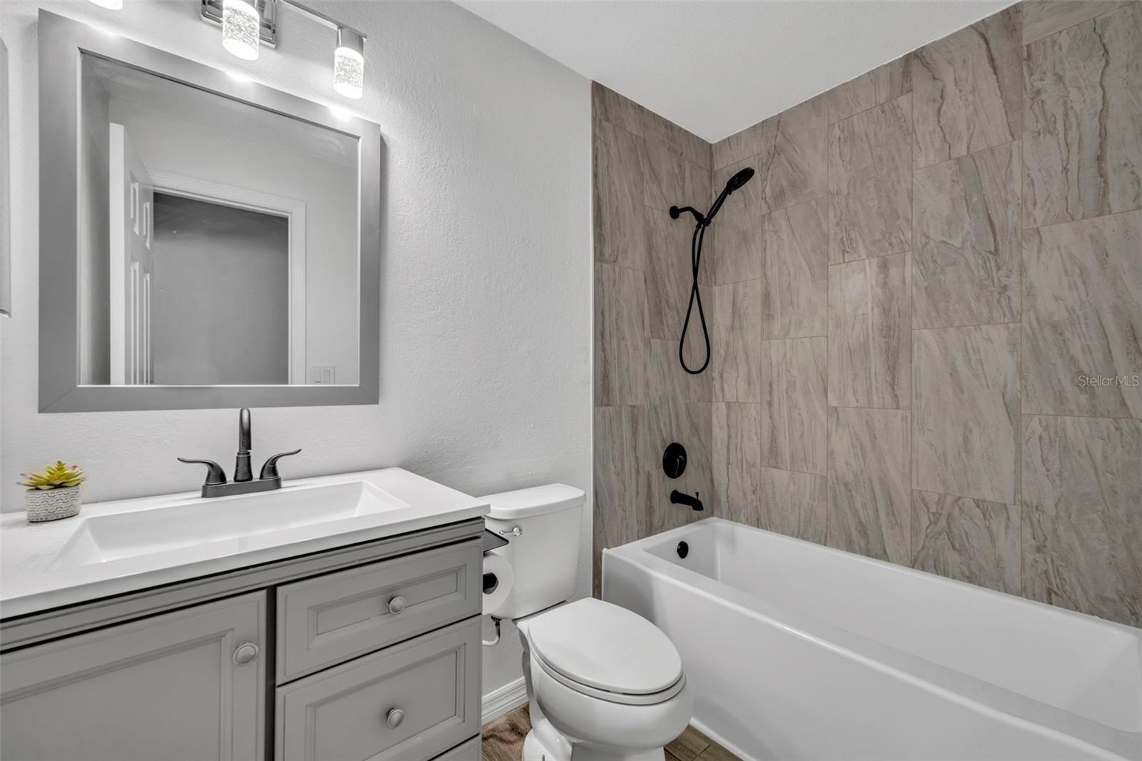 Image 23 of 33 For 1240 Voorhis Avenue