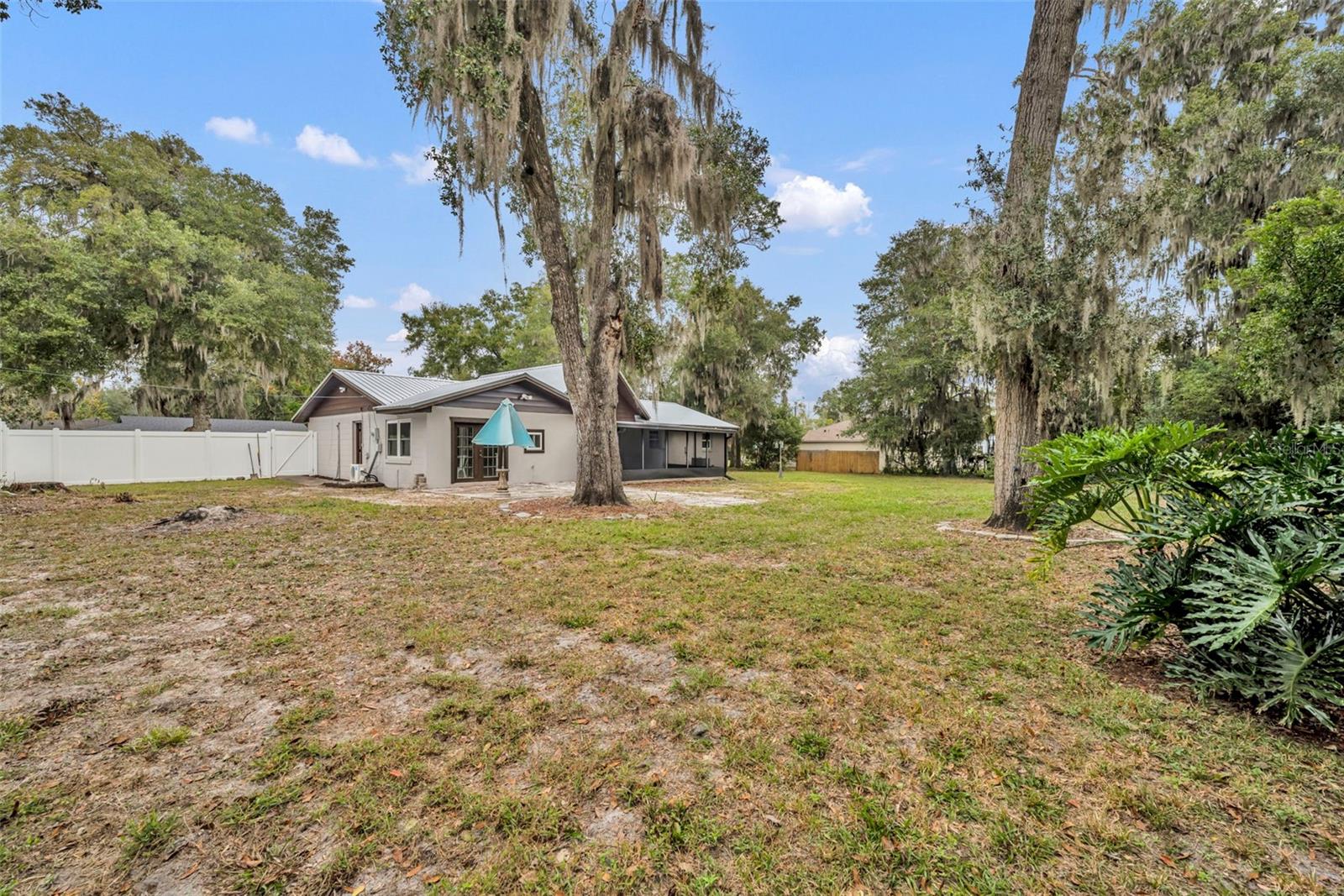 Image 29 of 33 For 1240 Voorhis Avenue