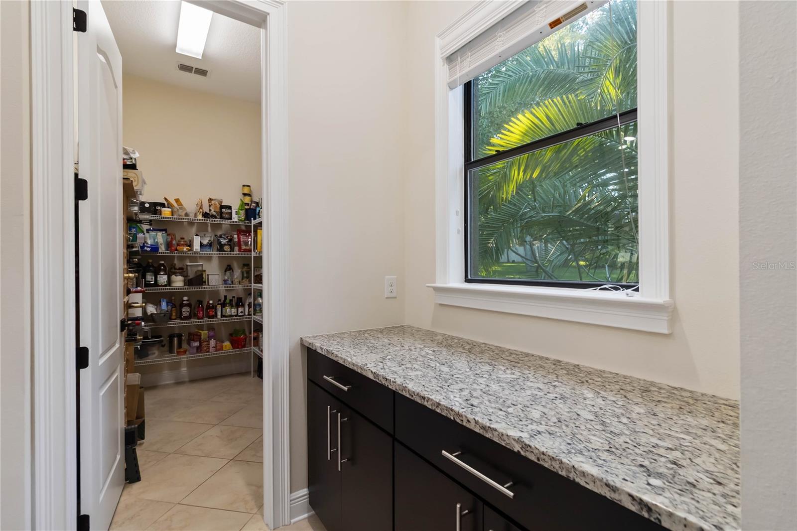 Image 12 of 40 For 1260 Arden Oaks Drive